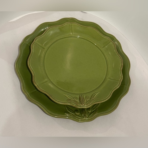 4 BARRARTE Portuguese Ceramic Plate Rustic Green Platters Plates Olive Leaves - Picture 5 of 6